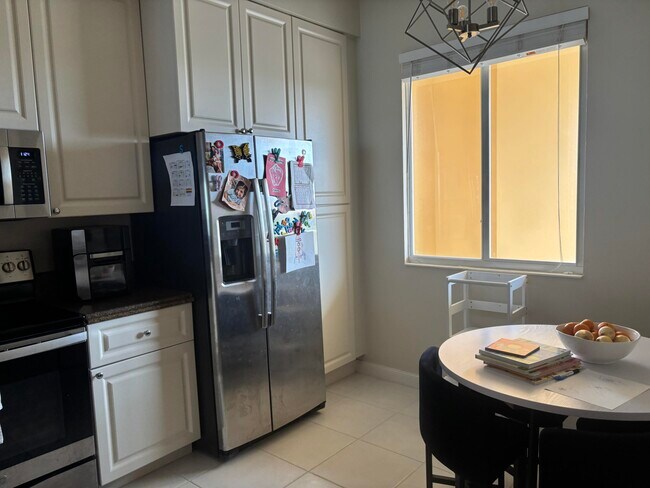 Foto del edificio - 30 Harbour Isle Dr W