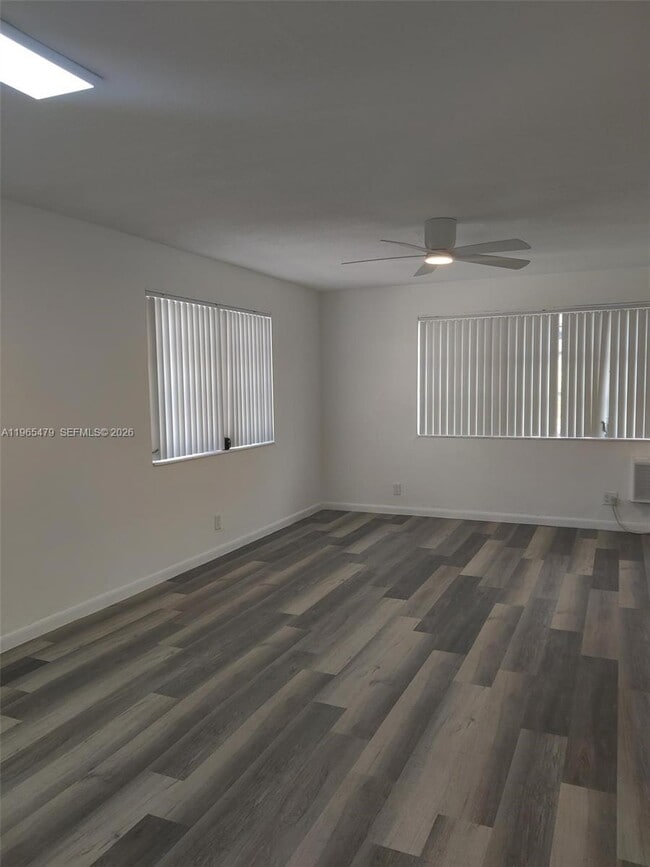 Foto del edificio - 5950 NE 18th Ave