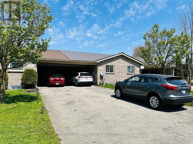Building Photo - 25 Griffiths Dr