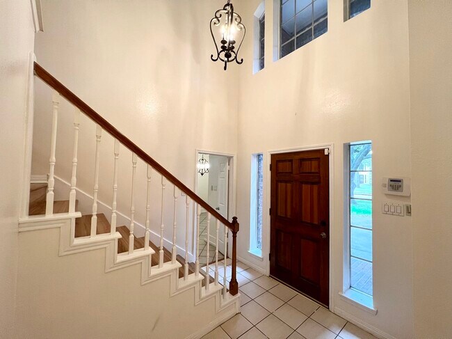 Foto del edificio - 13310 Misty Mill Dr