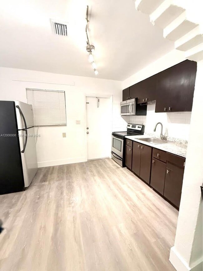 Foto del edificio - 209 NW 10th St