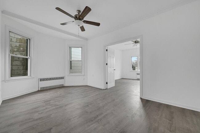 Foto del edificio - 33 E 42nd St