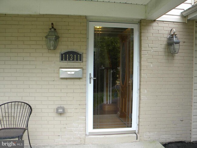 Foto del edificio - 11311 Gainsborough Rd