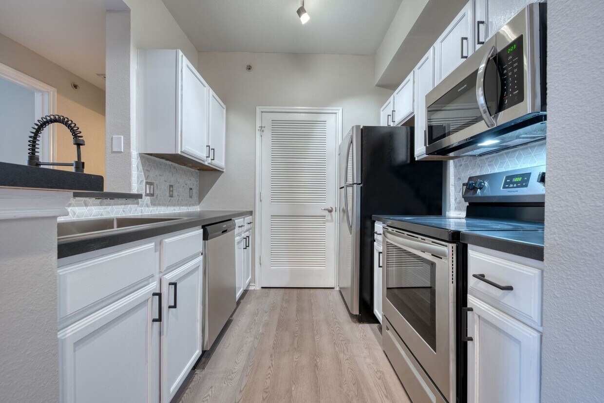 Laurel Canyon Apartments Apartments 10809 Westwood Loop San Antonio