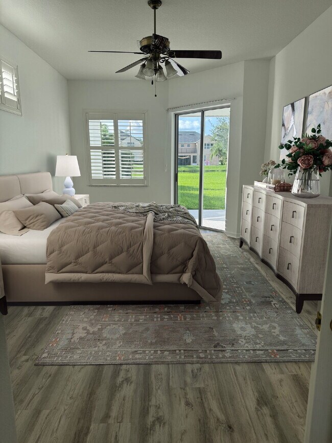 Foto del edificio - "Spacious 4-Bed, 4-Bath Gem in Wesley Chap...