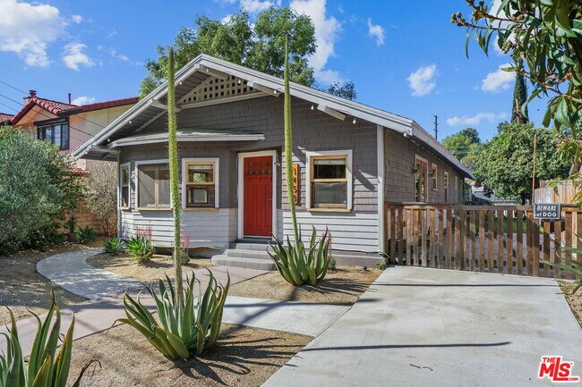 Foto del edificio - 1453 Hepner Ave