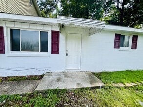Building Photo - 564 Julian Rd