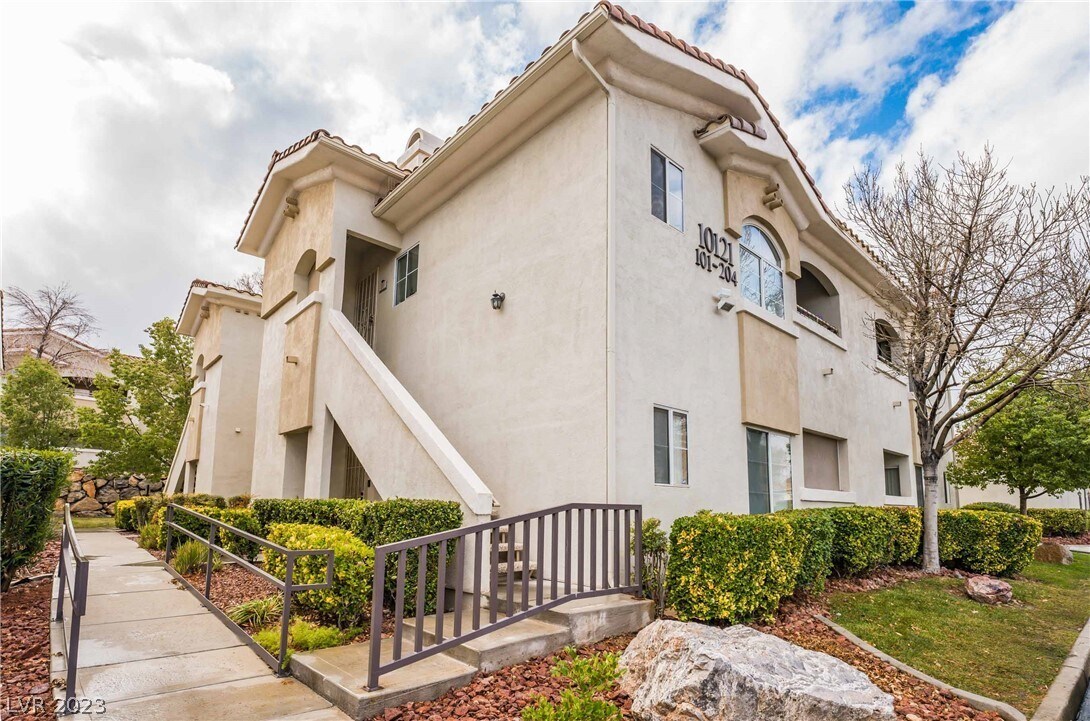 10121 Jacob Pl Unit 101, Las Vegas, NV 89144 Condo for Rent in Las