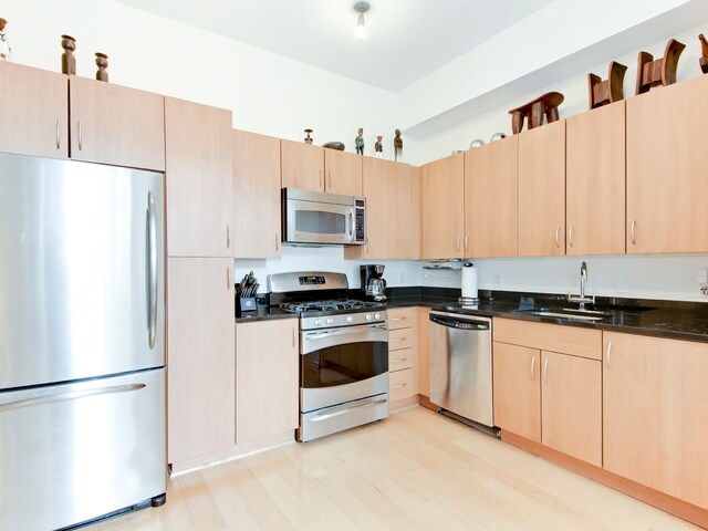 Building Photo - 811 4th St NW