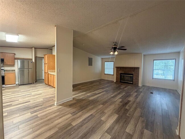 Building Photo - 138 Maegan Ln