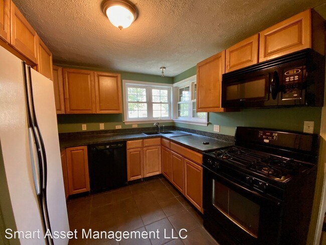 Building Photo - 3 br, 2 bath House - 100 Washington Ave