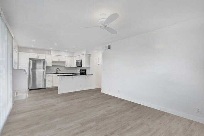 Foto del edificio - 2862 NE 32nd St