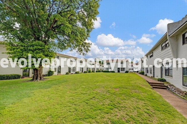 Building Photo - 3430 Pruett Ct