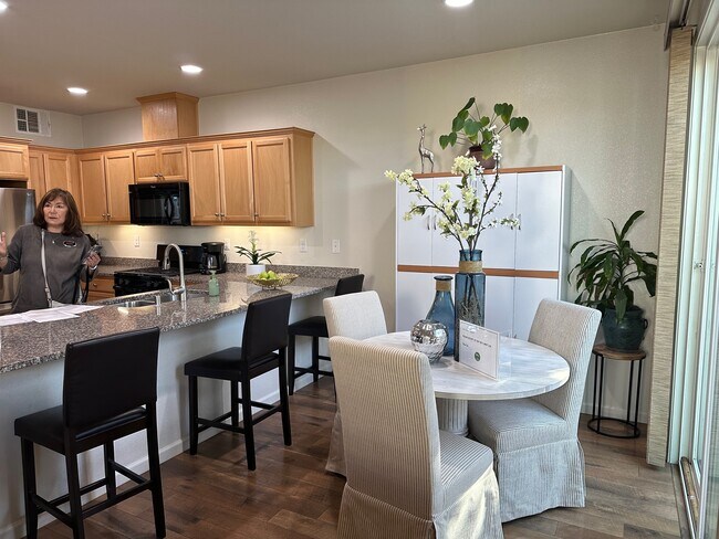 Foto del edificio - 3292 Overland Ln