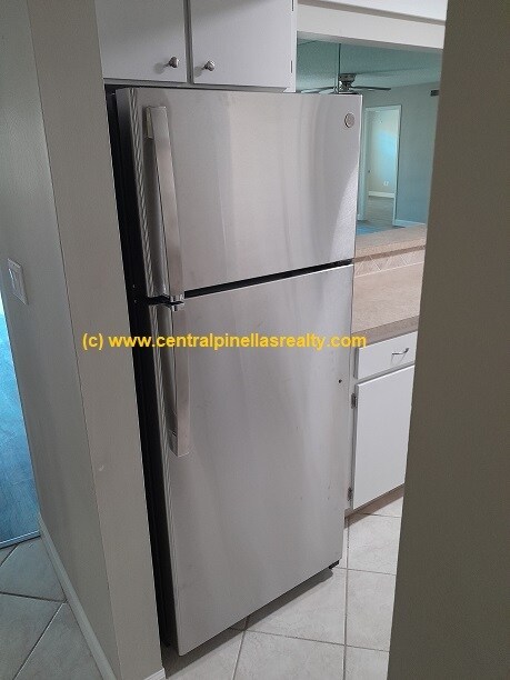 Building Photo - 2400 Winding Creek Blvd