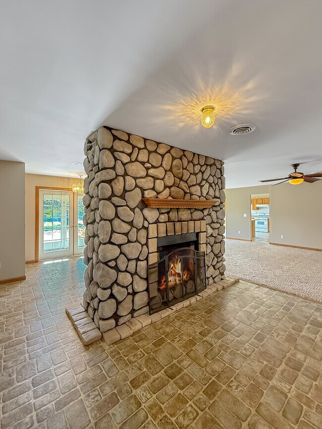 Foto del edificio - 33053 Pamrich Dr