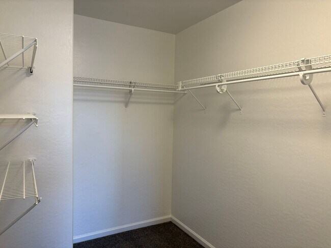 Foto del edificio - Beautiful 3 Bedroom Home in Camelback Ranch