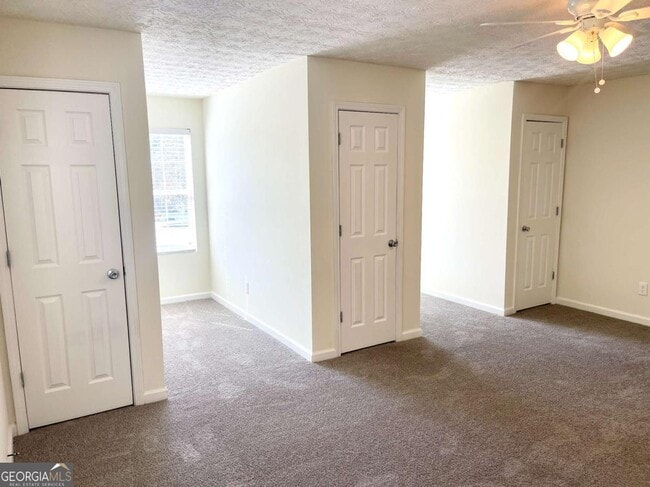 Building Photo - 6255 Topaz Trail