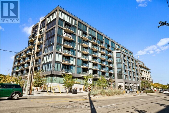 Building Photo - 7 Smith Crescent