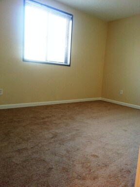 Building Photo - 3600 Twana Dr