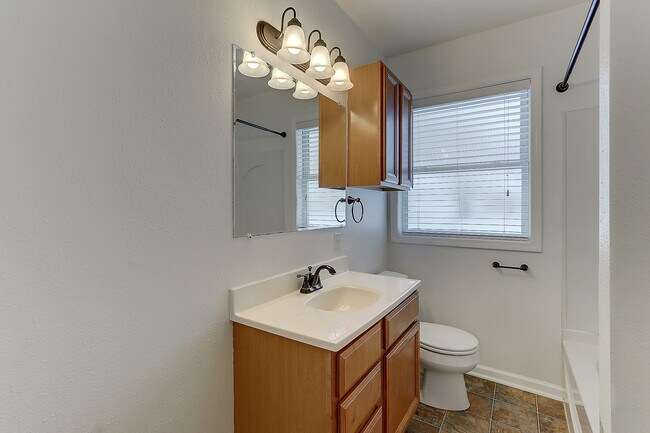 bathroom - 93 Craig Ave