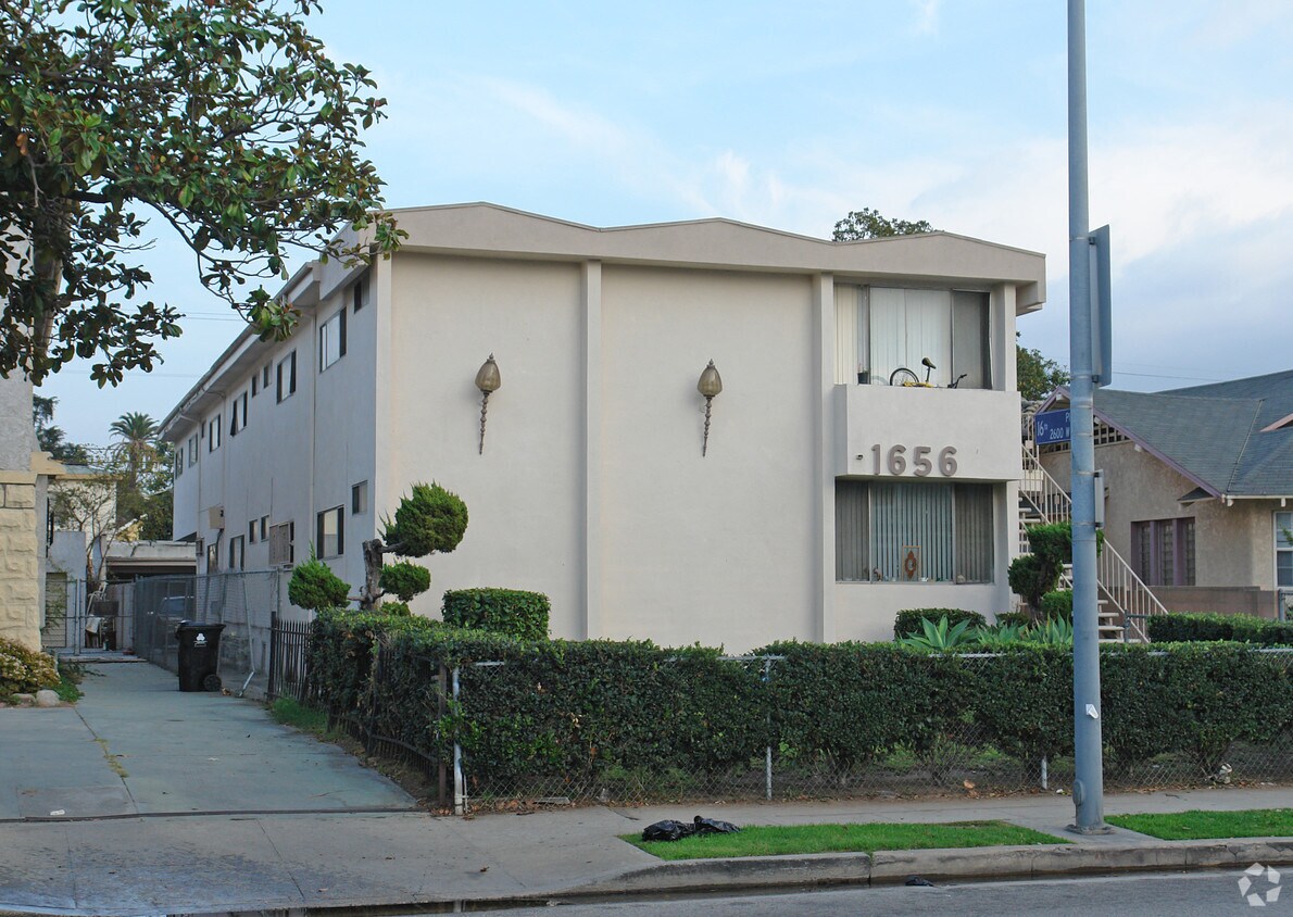 Building Photo - 1656 Arlington Ave