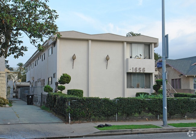 Building Photo - 1656 Arlington Ave