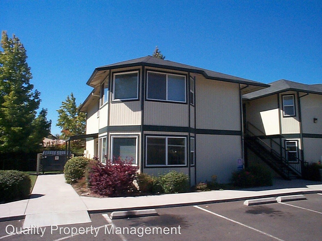 Primary Photo - 2876 State St