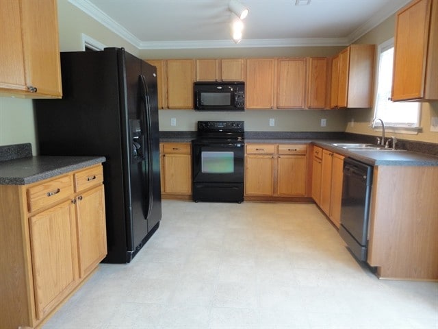 Building Photo - 1717 Cabarrus Crossing Dr
