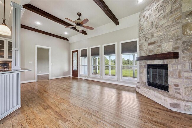 Foto del edificio - 955 Spring Creek Rd