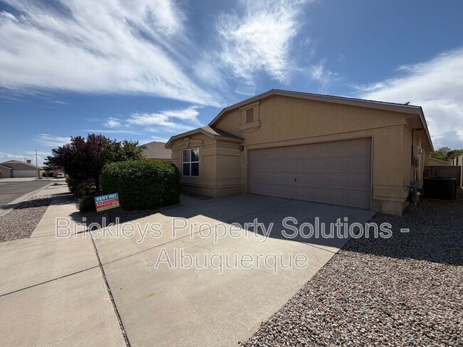 Building Photo - 10601 Rio Del Sole Ct NW