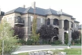 Building Photo - 661 S 2220 W