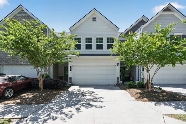 Building Photo - 185 Madison Bend