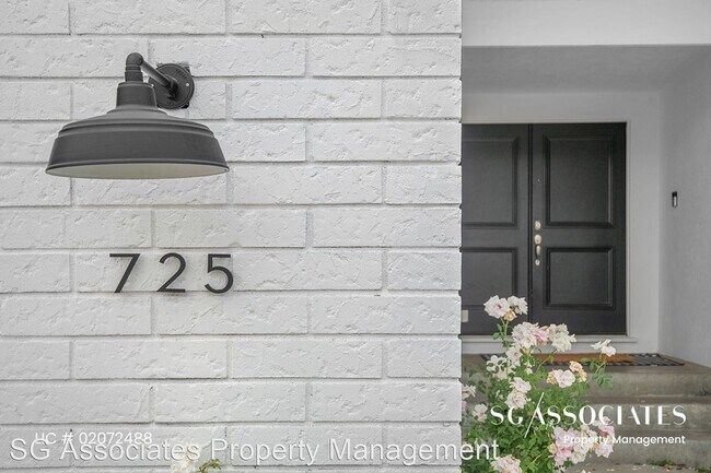 Foto del edificio - 3 br, 2 bath House - 725 San Andres
