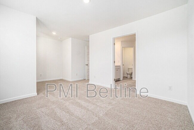 Foto del edificio - 6229 Honeybell Aly