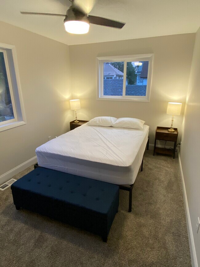 Foto del edificio - 314 12th Ave NE