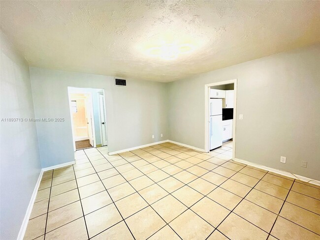 Foto del edificio - 1050 Atlantic Shores Blvd