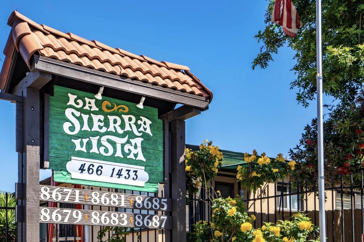 Primary Photo - The Highlands - Main Office