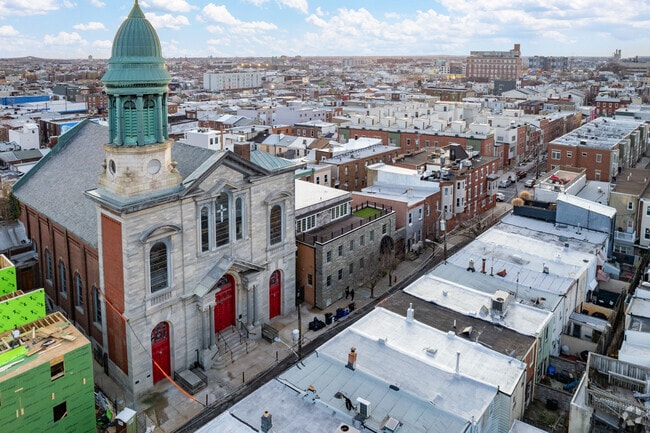 Aerial Photo - 730 Montrose St