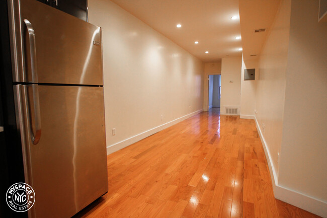 Building Photo - 145 Driggs Ave