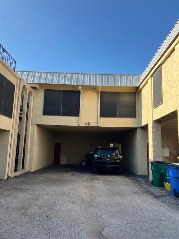 Building Photo - 5806 Circulo Dr