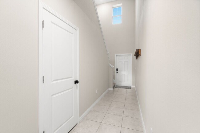 Foto del edificio - LIKE NEW Home For Rent in Sun City!