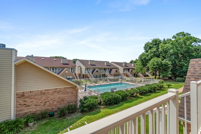 Building Photo - 5001 Grande Dr
