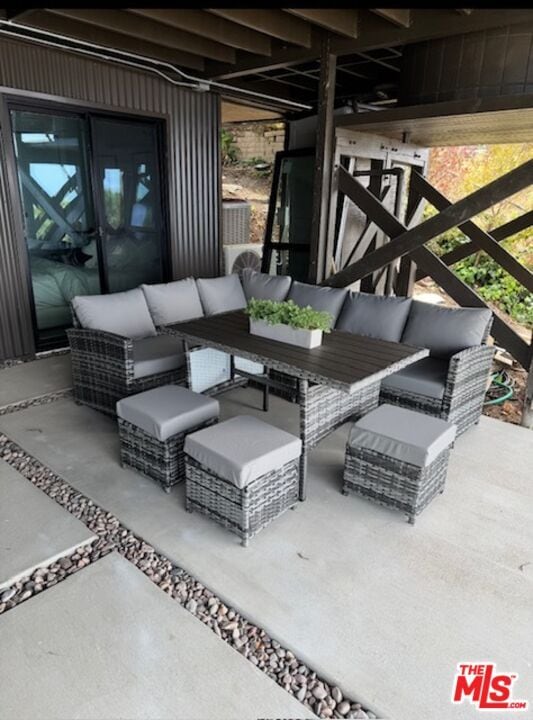 Building Photo - 1433 Silvius Ave