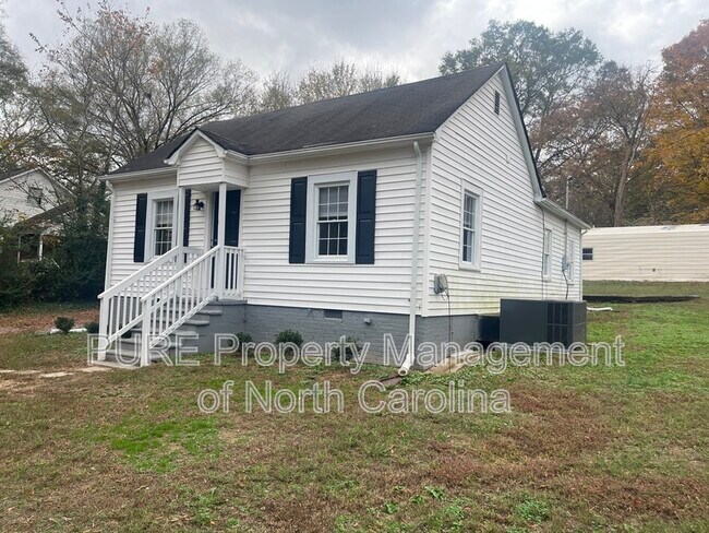 Foto del edificio - 113 White Ave