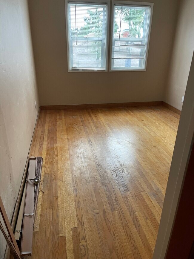Foto del edificio - 3727 1st Ave