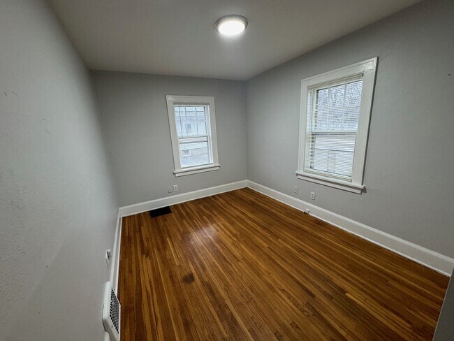 Foto del edificio - 1307 Vernon St