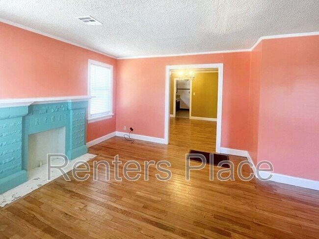 Building Photo - 1143 S Wheeling Ave