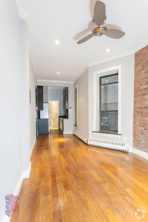 Building Photo - 219 E 28th St