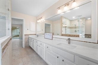 Building Photo - 49 W Southfork Pines Cir